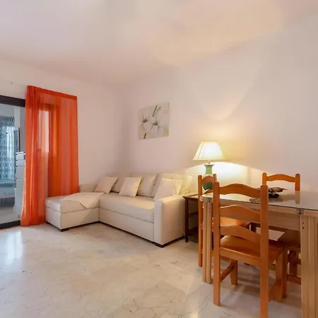 Edificio Apolo Apartment *